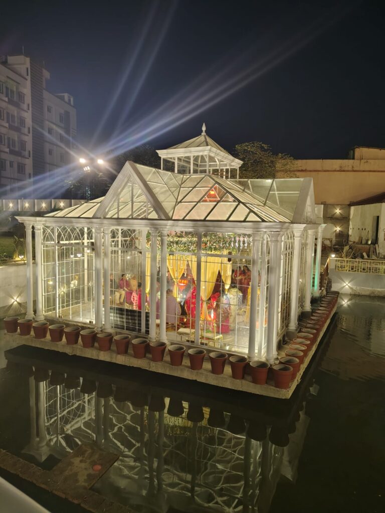 Glass House at Water